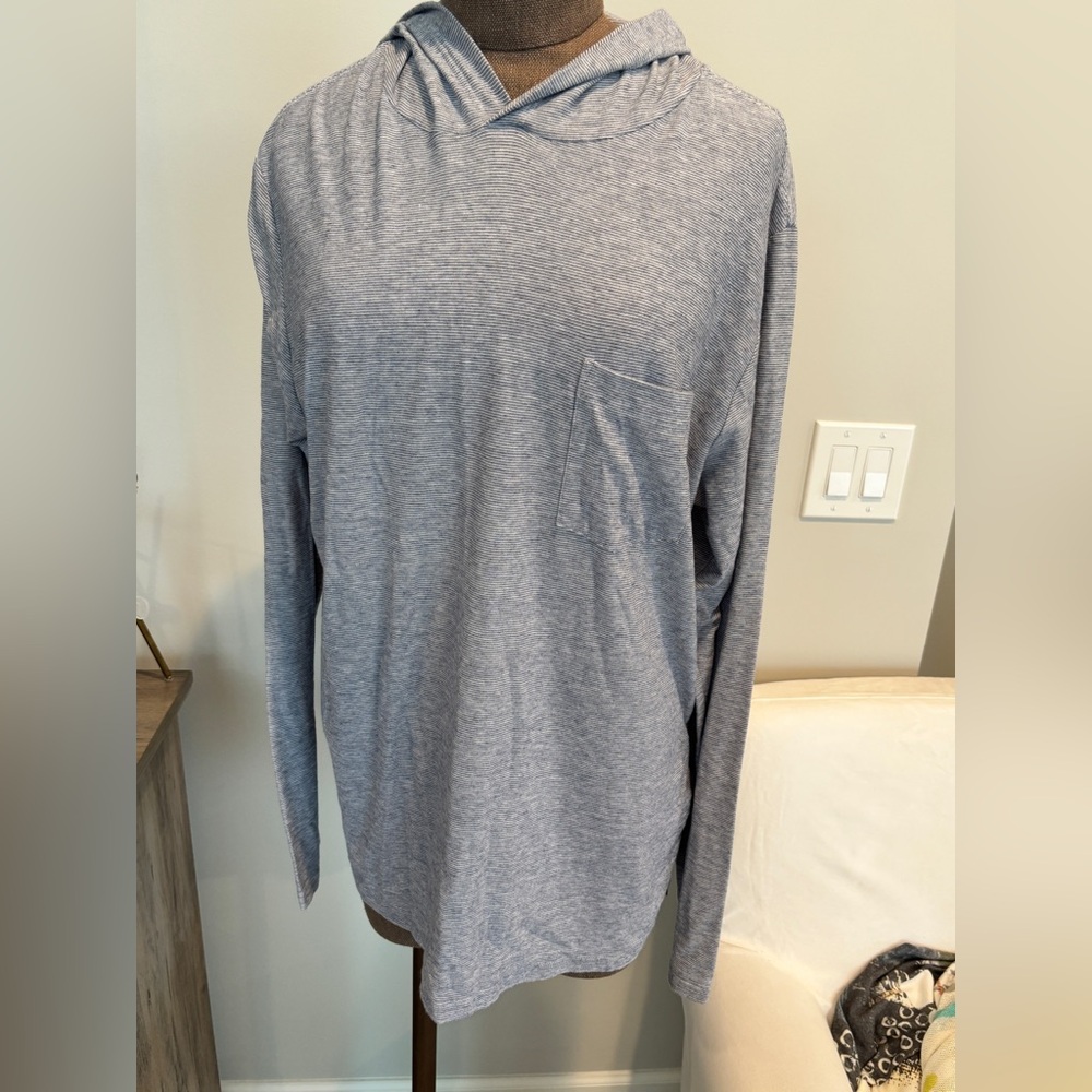 Vineyard Vines Women's Heather Gray Hoodie